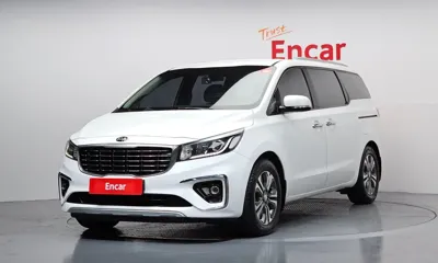 Kia Canival · 2019 год