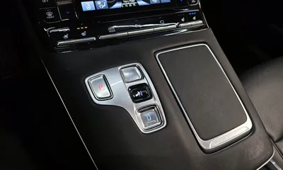 Hyundai Grandeur 2022, 53736 км, за 20878.76 USD - фото 9