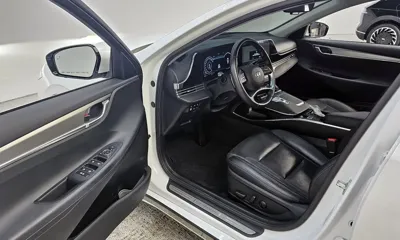 Hyundai Grandeur 2022, 53736 км, за 20878.76 USD - фото 10