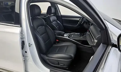 Hyundai Grandeur 2022, 53736 км, за 20878.76 USD - фото 12