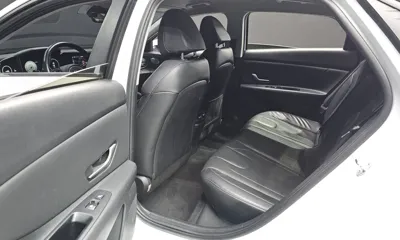 Hyundai Avante 2021, 60390 км, за 12223.32 USD - фото 12