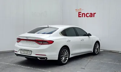 Hyundai Grandeur 2018, 164383 км, за 8139.61 USD
