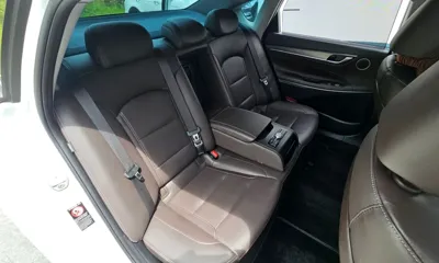 Hyundai Grandeur 2018, 164383 км, за 8139.61 USD - фото 16
