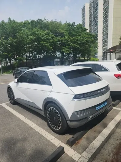 Hyundai Ioniq5 2022, 57500 км, за 20553.76 USD