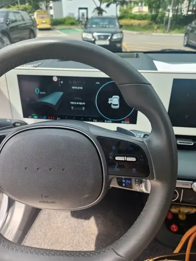 Hyundai Ioniq5 2022, 57500 км, за 20553.76 USD - фото 8