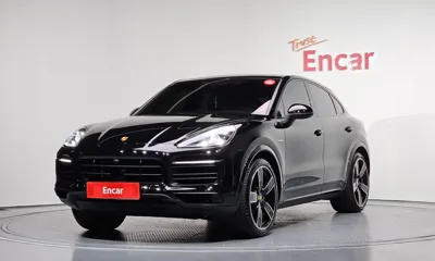 Porsche Cayenne · 2023 год