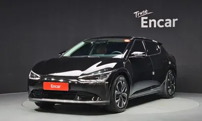 Kia EV6 · 2023 год