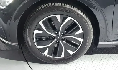 Kia EV6 2023, 42514 км, за 23500.07 USD