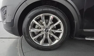 Kia Sorento 2016, 138326 км, за 8923.86 USD
