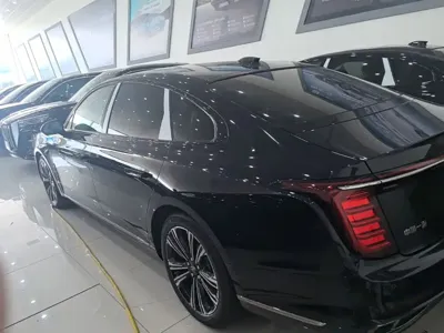 Hongqi Hongqi H9 2026, 100 км, за 32606.9 USD
