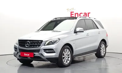 Mercedes-Benz M-Class · 2012 год