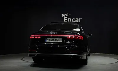 Audi A8 2021, 127445 км, за 31836.68 USD