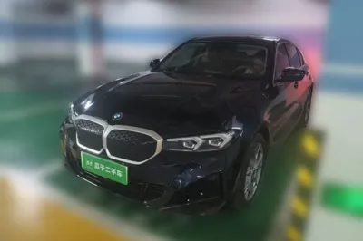 BMW i3 · 2025 год