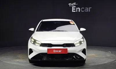 Kia K3 2022, 60831 км, за 11093.61 USD