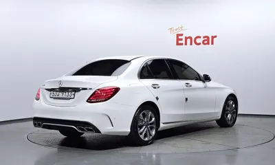 Mercedes-Benz C-Class 2015, 75446 км, за 9205.29 USD