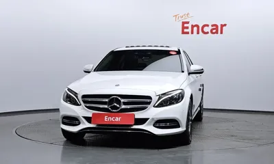 Mercedes-Benz C-Class 2015, 75446 км, за 9205.29 USD