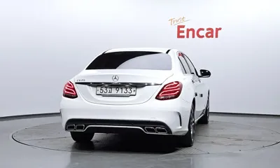 Mercedes-Benz C-Class 2015, 75446 км, за 9205.29 USD
