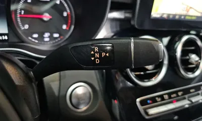 Mercedes-Benz C-Class 2015, 75446 км, за 9205.29 USD - фото 9