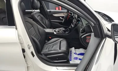 Mercedes-Benz C-Class 2015, 75446 км, за 9205.29 USD - фото 12