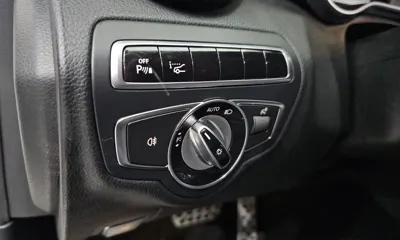 Mercedes-Benz C-Class 2015, 75446 км, за 9205.29 USD - фото 14