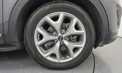 Kia Sorento 2016, 92641 км, за 8775.92 USD