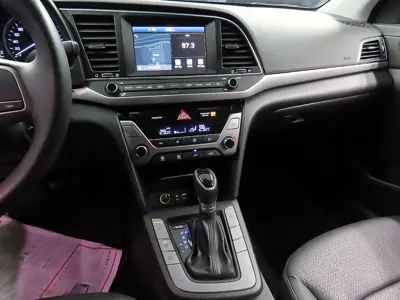Hyundai Avante 2016, 172858 км, за 3733.07 USD - фото 7