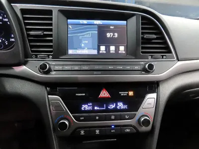 Hyundai Avante 2016, 172858 км, за 3733.07 USD - фото 12