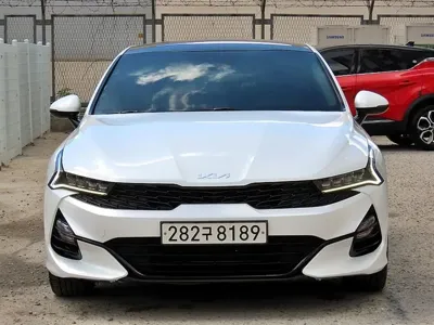Kia K5 · 2023 год