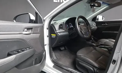 Hyundai Avante 2017, 156625 км, за 4299.68 USD - фото 10