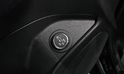 ChevroletGMDaewoo Trax 2025, 26014 км, за 14918.57 USD - фото 20