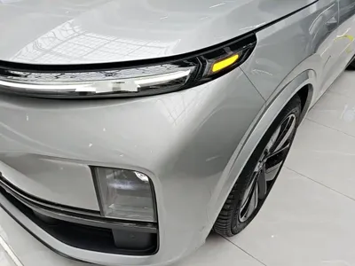 Li Auto Li L9 2022, 77100 км, за 32856.78 USD - фото 24