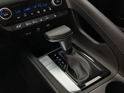Hyundai Avante 2021, 44990 км, за 8397.4 USD - фото 13
