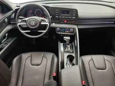 Hyundai Avante 2021, 44990 км, за 8397.4 USD - фото 15
