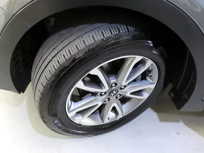 Hyundai Santafe 2013, 115453 км, за 5661.24 USD