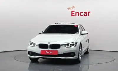 BMW 3-Series 2018, 73439 км, за 11074.92 USD