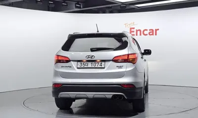 Hyundai Santafe 2013, 181255 км, за 4400.94 USD
