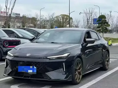 Changan UNI-V · 2024 год