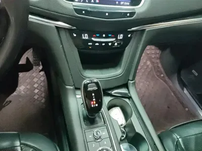 Cadillac XT5 2019, 99200 км, за 13801.97 USD - фото 16