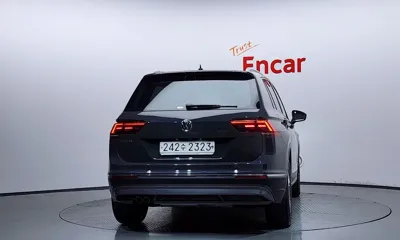 Volkswagen Tiguan 2020, 31373 км, за 15547.76 USD