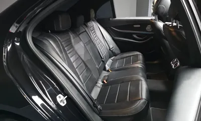 Mercedes-Benz E-Class 2023, 47322 км, за 26644.35 USD - фото 12