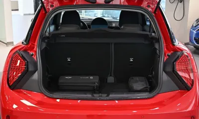 MINI Cooper 2025, 5900 км, за 17226.8 USD - фото 7