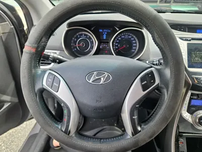 Hyundai Avante 2012, 97411 км, за 2595.63 USD - фото 9