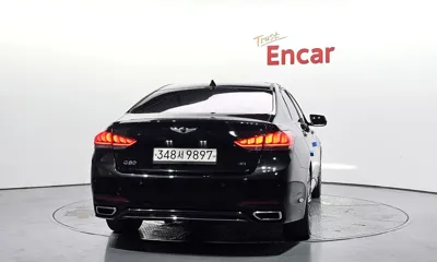 Genesis G80 2019, 93353 км, за 10921.14 USD