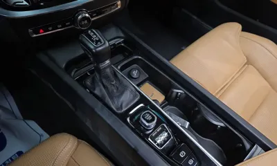 Volvo S60 2020, 72802 км, за 15857.28 USD - фото 9