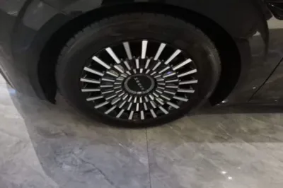 Zeekr 009 2022, 44600 км, за 44682 USD