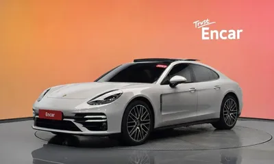 Porsche Panamera · 2022 год