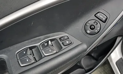 Hyundai Santafe 2017, 143688 км, за 8139.61 USD - фото 13