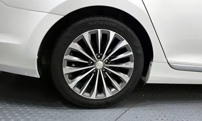 Hyundai Grandeur 2014, 160839 км, за 3577.94 USD