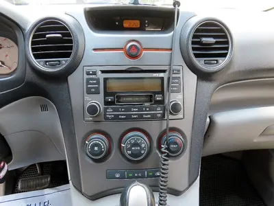 Kia Carens 2007, 148937 км, за 1752.44 USD - фото 8