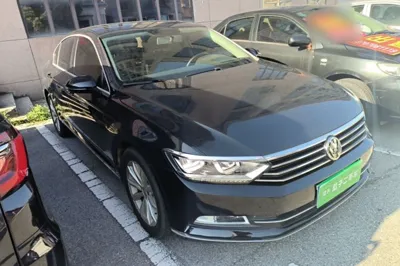 Volkswagen Magotan 2019, 62000 км, за 12025 USD
